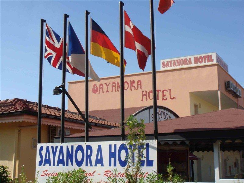 Sayanora Hotel Side Exteriör bild
